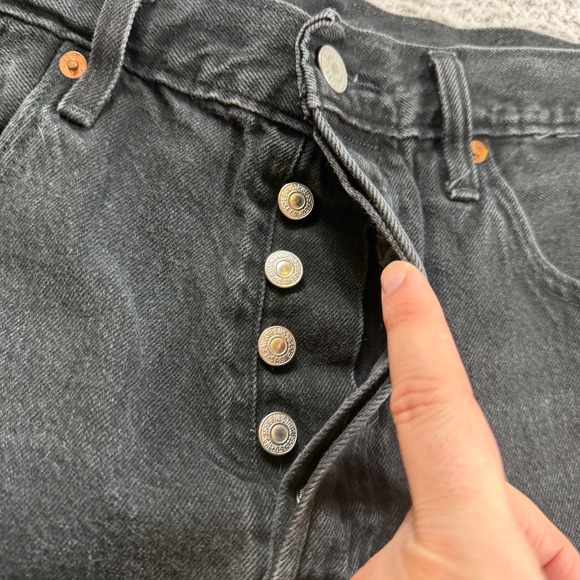 Levis 501 Denim Jean Shorts 31 Original High Rise Cut Off Black Distressed Y2K - Picture 6 of 9